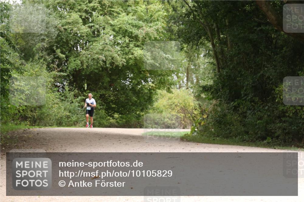 30.08.2026 - Elbe Triathlon Hamburg Antke Förster http://msf.ph/oto/10105829 30.08.2026 12:15:49 Laufen  meine-sportfotos.de