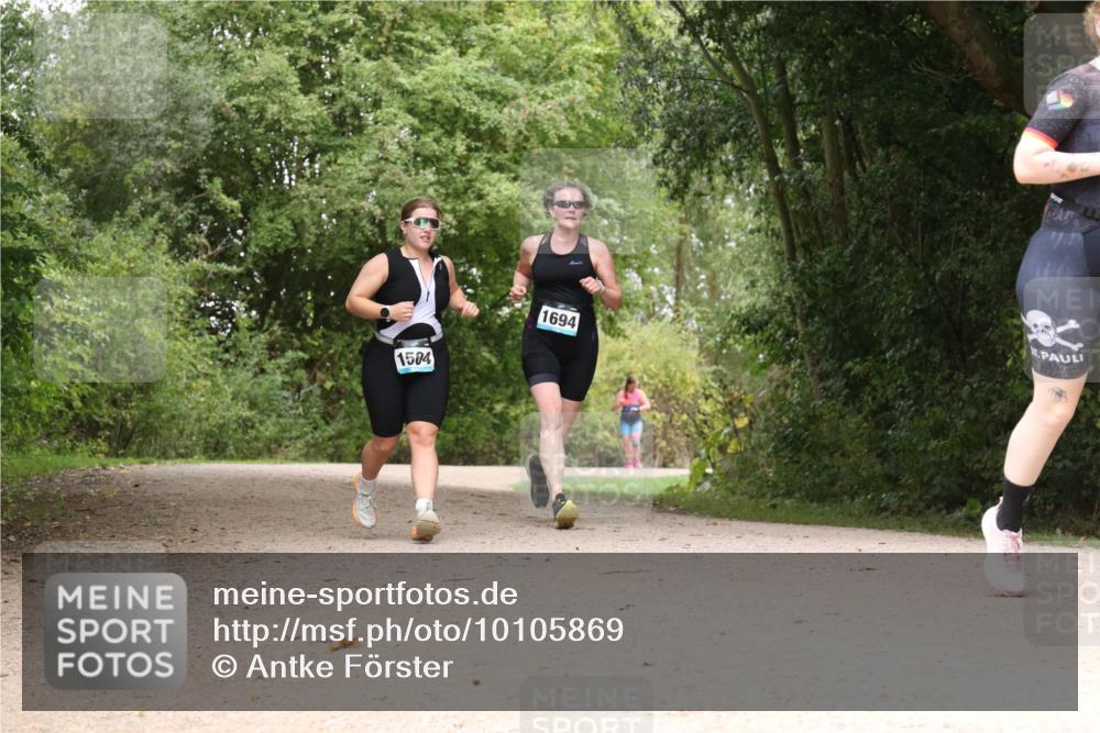 30.08.2026 - Elbe Triathlon Hamburg Antke Förster http://msf.ph/oto/10105869 30.08.2026 12:16:36 Laufen 1504, 1694 meine-sportfotos.de