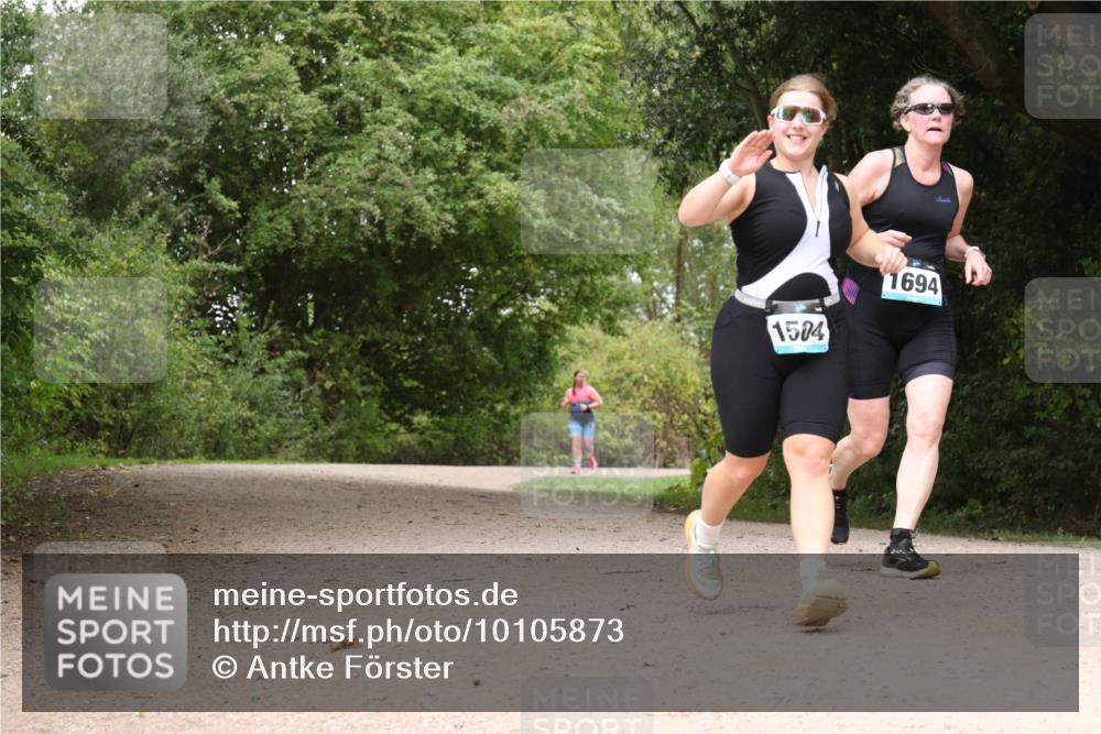 30.08.2026 - Elbe Triathlon Hamburg Antke Förster http://msf.ph/oto/10105873 30.08.2026 12:16:38 Laufen 1504, 1694 meine-sportfotos.de