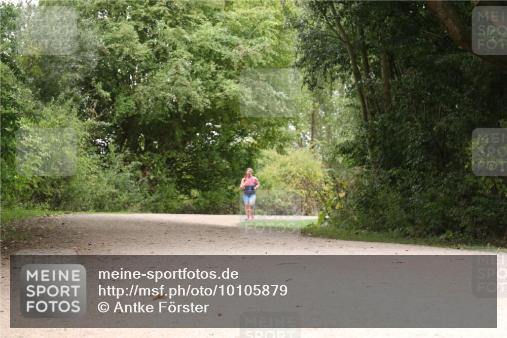 30.08.2026 - Elbe Triathlon Hamburg Antke Förster http://msf.ph/oto/10105879 30.08.2026 12:16:40 Laufen  meine-sportfotos.de
