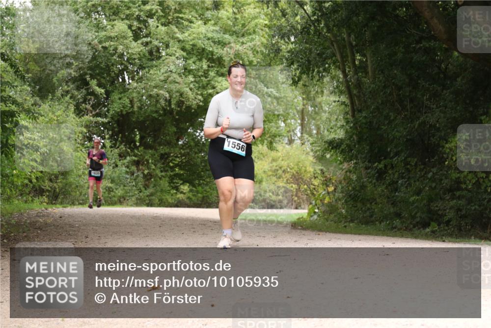 30.08.2026 - Elbe Triathlon Hamburg Antke Förster http://msf.ph/oto/10105935 30.08.2026 12:17:36 Laufen 1635, 1556 meine-sportfotos.de