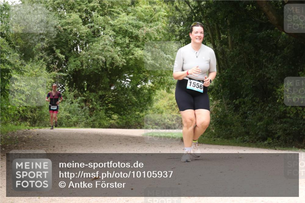 30.08.2026 - Elbe Triathlon Hamburg Antke Förster http://msf.ph/oto/10105937 30.08.2026 12:17:37 Laufen 1635, 1556 meine-sportfotos.de