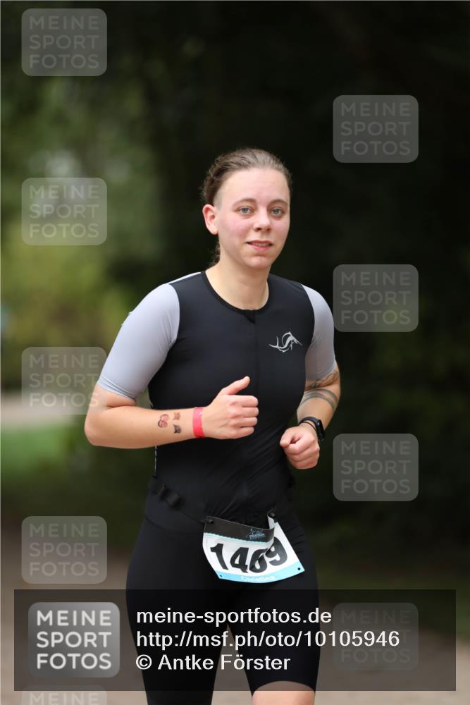 30.08.2026 - Elbe Triathlon Hamburg Antke Förster http://msf.ph/oto/10105946 30.08.2026 12:12:11 Laufen 1469 meine-sportfotos.de