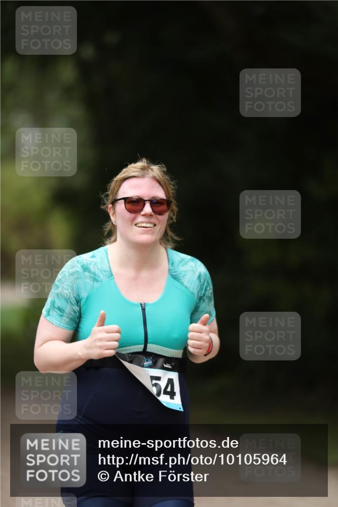 30.08.2026 - Elbe Triathlon Hamburg Antke Förster http://msf.ph/oto/10105964 30.08.2026 12:12:30 Laufen 54 meine-sportfotos.de