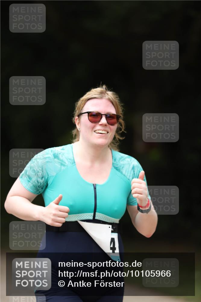 30.08.2026 - Elbe Triathlon Hamburg Antke Förster http://msf.ph/oto/10105966 30.08.2026 12:12:31 Laufen 4 meine-sportfotos.de