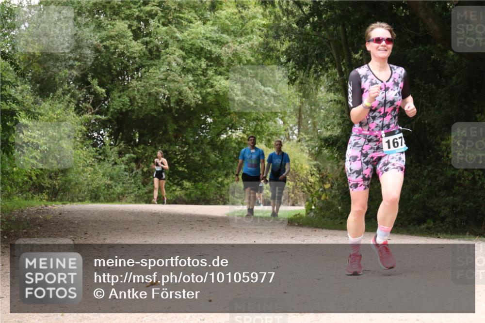 30.08.2026 - Elbe Triathlon Hamburg Antke Förster http://msf.ph/oto/10105977 30.08.2026 12:18:17 Laufen 167 meine-sportfotos.de