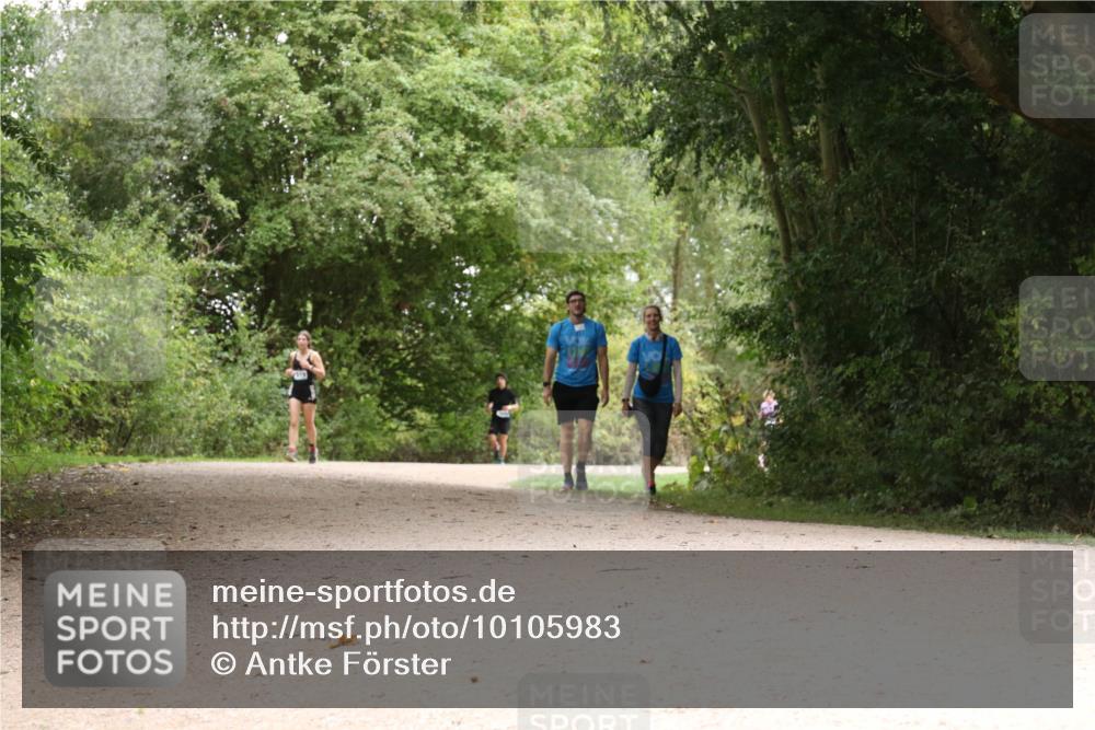 30.08.2026 - Elbe Triathlon Hamburg Antke Förster http://msf.ph/oto/10105983 30.08.2026 12:18:18 Laufen  meine-sportfotos.de