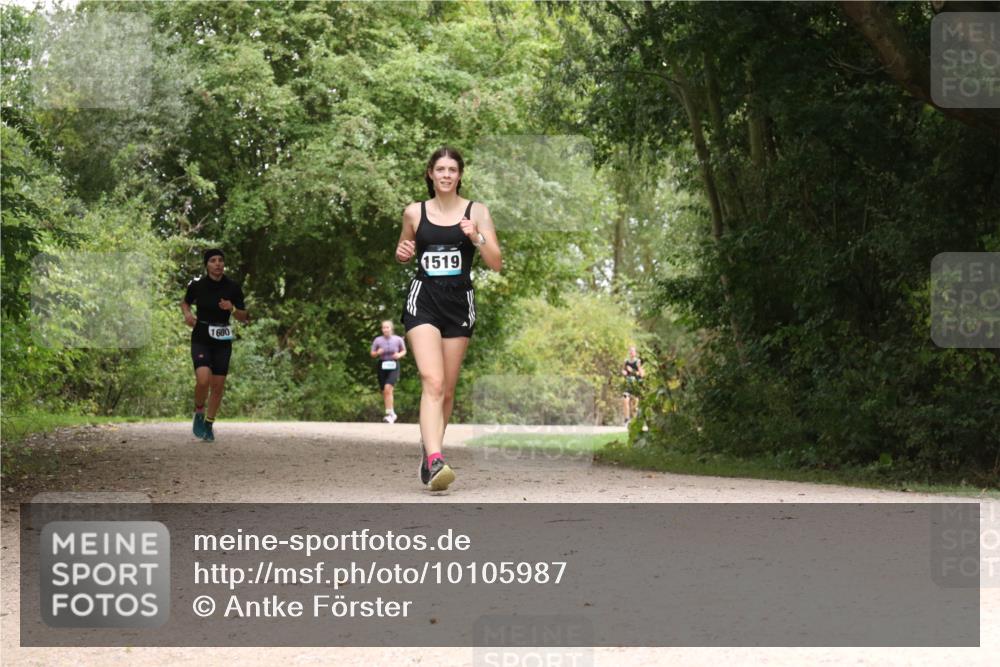 30.08.2026 - Elbe Triathlon Hamburg Antke Förster http://msf.ph/oto/10105987 30.08.2026 12:18:30 Laufen 1600, 1519 meine-sportfotos.de