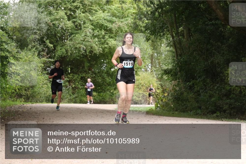 30.08.2026 - Elbe Triathlon Hamburg Antke Förster http://msf.ph/oto/10105989 30.08.2026 12:18:30 Laufen 600, 1519 meine-sportfotos.de