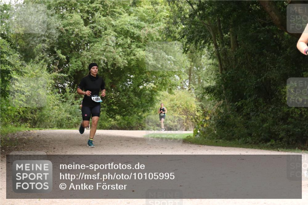 30.08.2026 - Elbe Triathlon Hamburg Antke Förster http://msf.ph/oto/10105995 30.08.2026 12:18:32 Laufen 600 meine-sportfotos.de