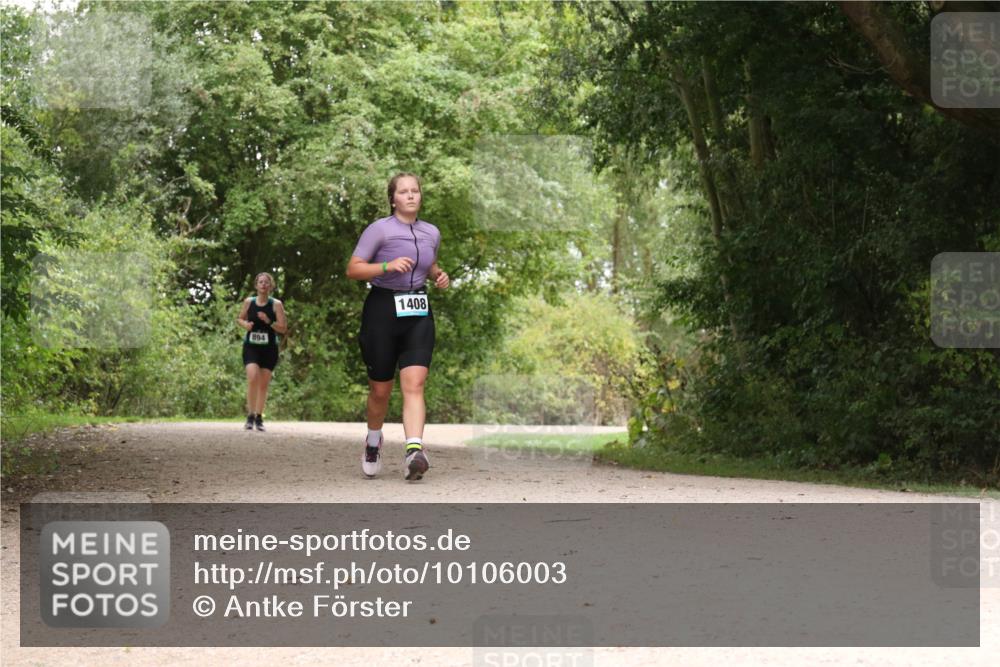 30.08.2026 - Elbe Triathlon Hamburg Antke Förster http://msf.ph/oto/10106003 30.08.2026 12:18:42 Laufen 894, 1408 meine-sportfotos.de