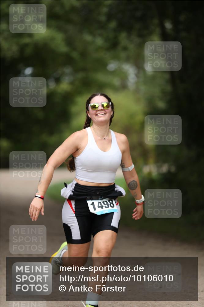 30.08.2026 - Elbe Triathlon Hamburg Antke Förster http://msf.ph/oto/10106010 30.08.2026 12:12:56 Laufen 1498 meine-sportfotos.de