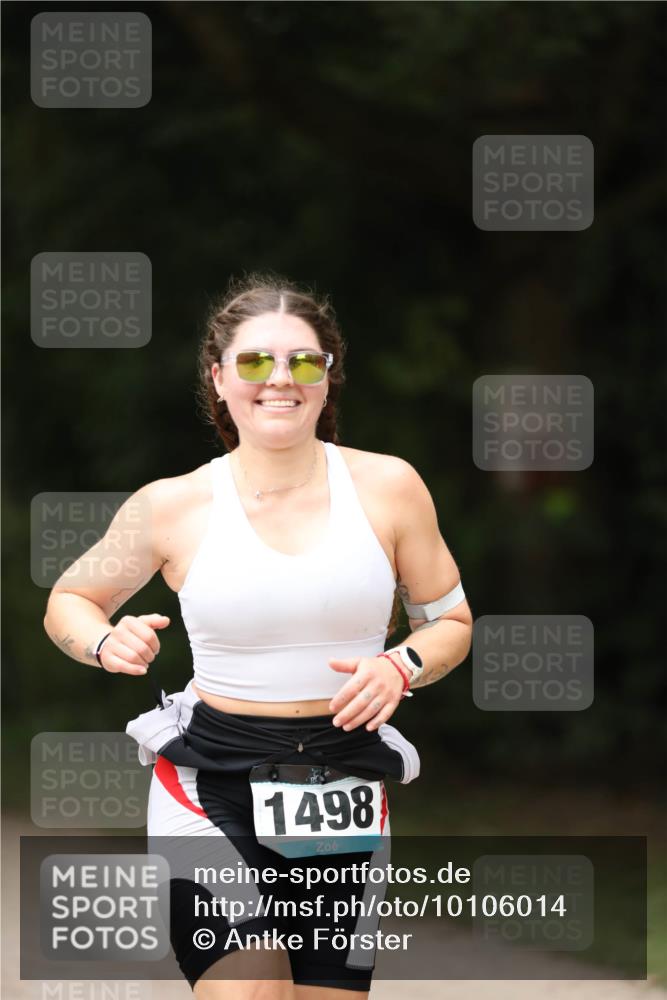 30.08.2026 - Elbe Triathlon Hamburg Antke Förster http://msf.ph/oto/10106014 30.08.2026 12:12:57 Laufen 1498 meine-sportfotos.de