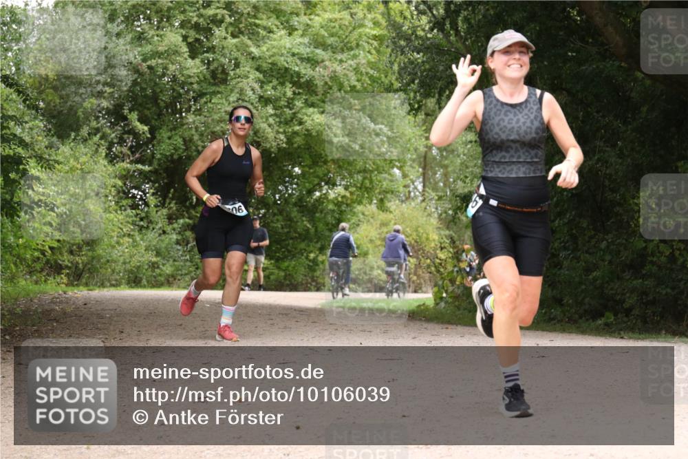 30.08.2026 - Elbe Triathlon Hamburg Antke Förster http://msf.ph/oto/10106039 30.08.2026 12:19:10 Laufen 90 meine-sportfotos.de