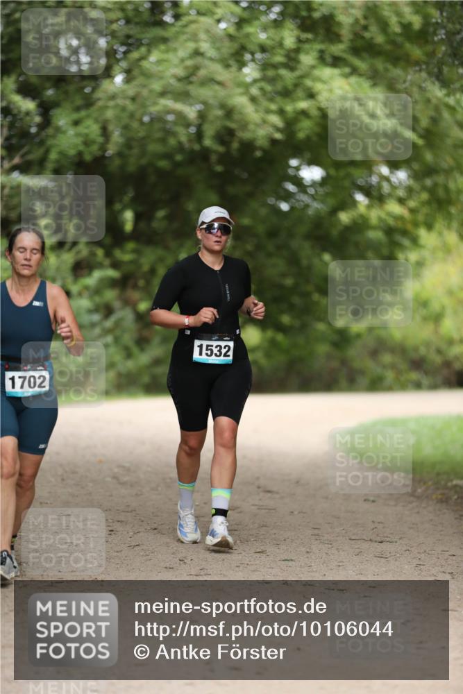 30.08.2026 - Elbe Triathlon Hamburg Antke Förster http://msf.ph/oto/10106044 30.08.2026 12:13:22 Laufen 1532, 1702 meine-sportfotos.de