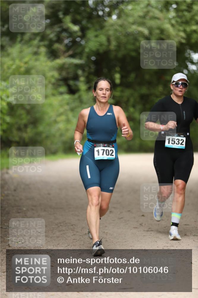 30.08.2026 - Elbe Triathlon Hamburg Antke Förster http://msf.ph/oto/10106046 30.08.2026 12:13:23 Laufen 1702, 1532, 238 meine-sportfotos.de