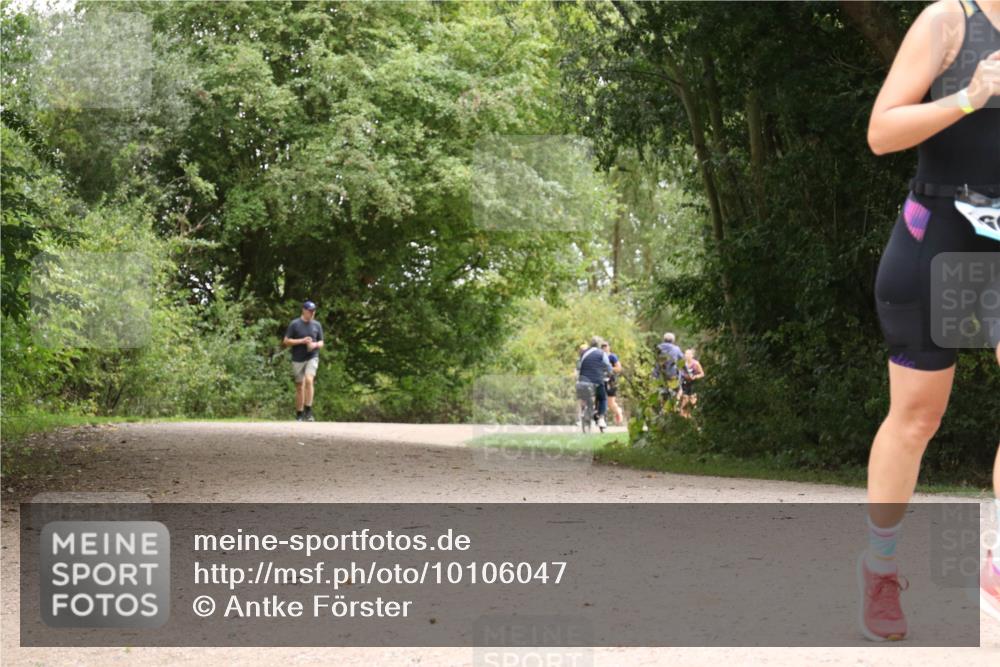30.08.2026 - Elbe Triathlon Hamburg Antke Förster http://msf.ph/oto/10106047 30.08.2026 12:19:13 Laufen  meine-sportfotos.de