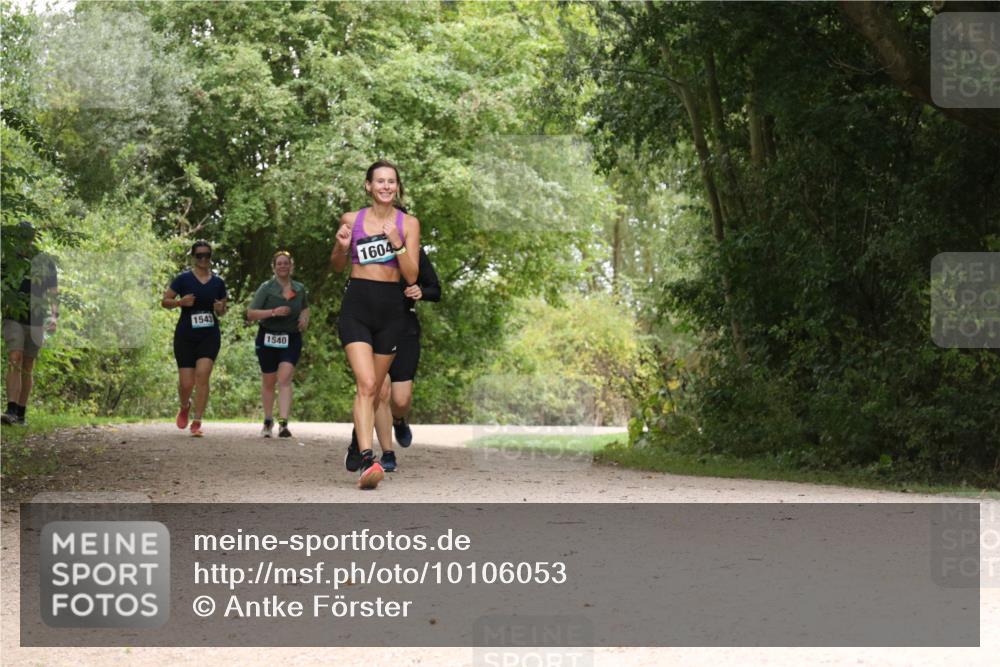 30.08.2026 - Elbe Triathlon Hamburg Antke Förster http://msf.ph/oto/10106053 30.08.2026 12:19:29 Laufen 1543, 1540, 1604 meine-sportfotos.de
