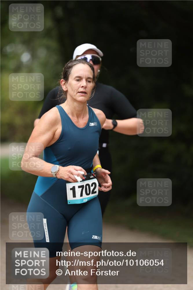 30.08.2026 - Elbe Triathlon Hamburg Antke Förster http://msf.ph/oto/10106054 30.08.2026 12:13:26 Laufen 43, 40, 39, 3, 58, 08, 3, 1702, 3 meine-sportfotos.de