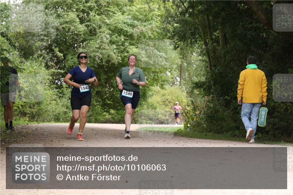30.08.2026 - Elbe Triathlon Hamburg Antke Förster http://msf.ph/oto/10106063 30.08.2026 12:19:32 Laufen 1543, 1540 meine-sportfotos.de