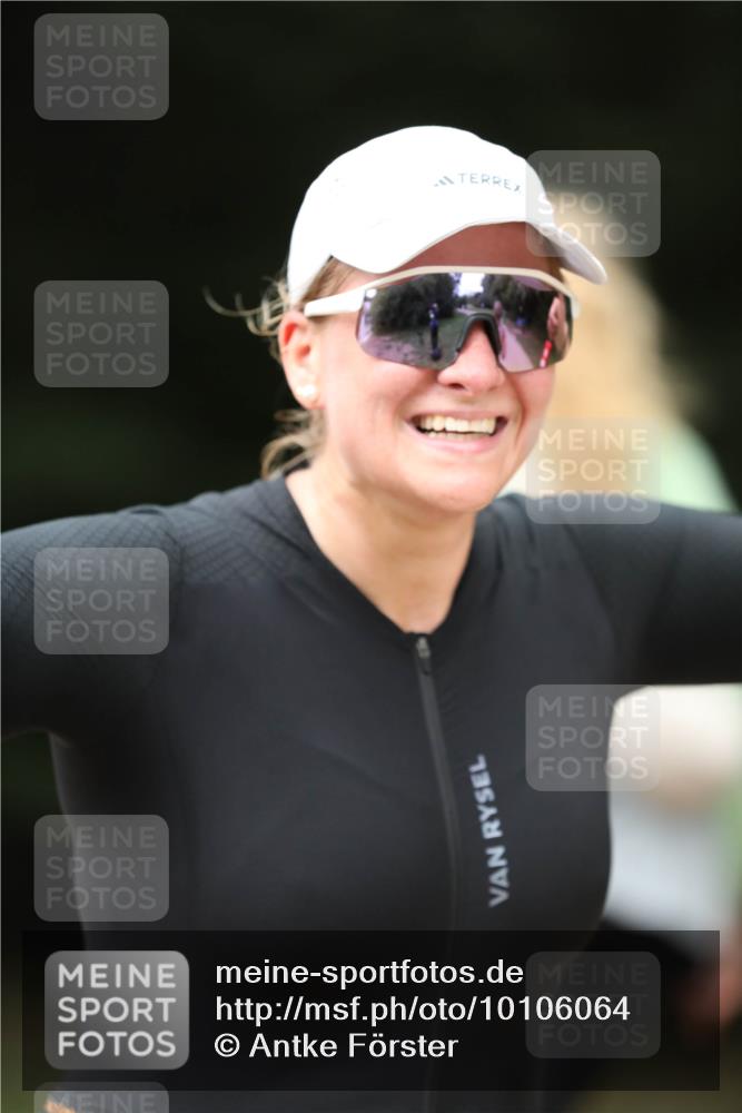30.08.2026 - Elbe Triathlon Hamburg Antke Förster http://msf.ph/oto/10106064 30.08.2026 12:13:28 Laufen  meine-sportfotos.de