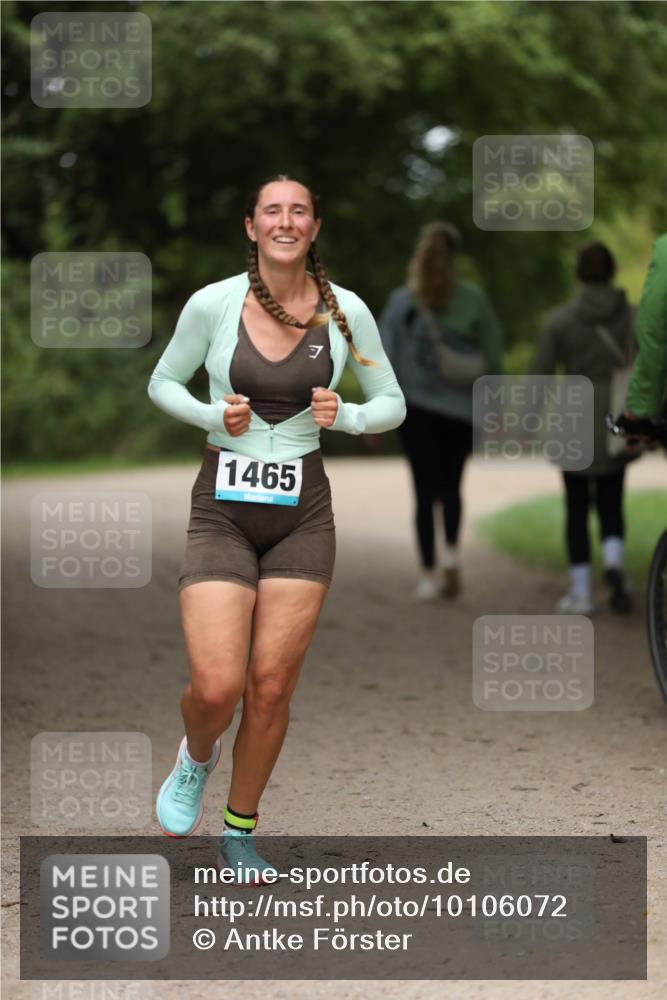 30.08.2026 - Elbe Triathlon Hamburg Antke Förster http://msf.ph/oto/10106072 30.08.2026 12:13:42 Laufen 1465, 7 meine-sportfotos.de
