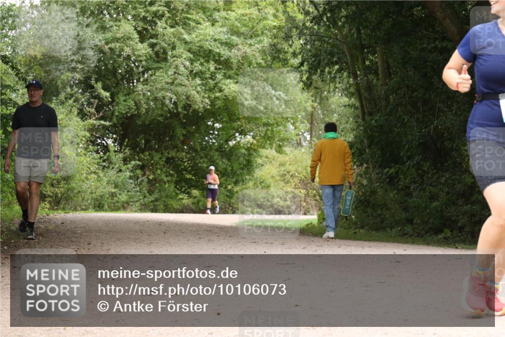 30.08.2026 - Elbe Triathlon Hamburg Antke Förster http://msf.ph/oto/10106073 30.08.2026 12:19:36 Laufen  meine-sportfotos.de