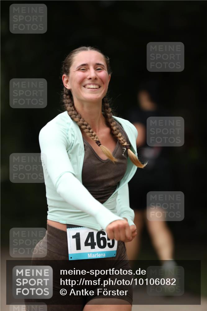 30.08.2026 - Elbe Triathlon Hamburg Antke Förster http://msf.ph/oto/10106082 30.08.2026 12:13:44 Laufen 1465 meine-sportfotos.de