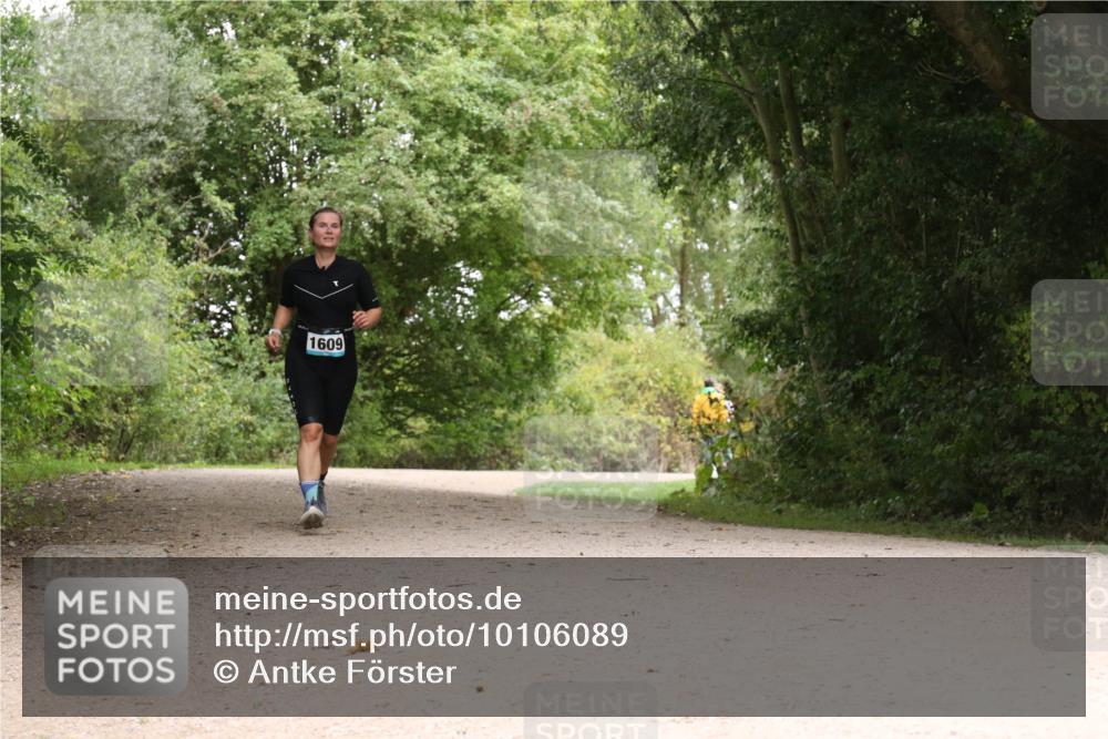 30.08.2026 - Elbe Triathlon Hamburg Antke Förster http://msf.ph/oto/10106089 30.08.2026 12:20:04 Laufen 1609 meine-sportfotos.de