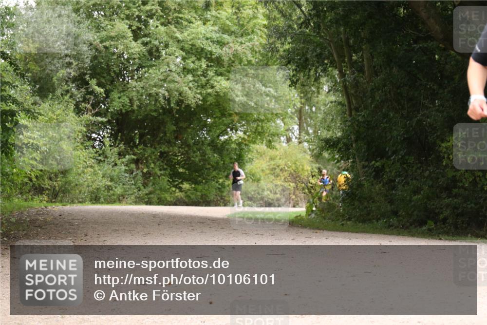 30.08.2026 - Elbe Triathlon Hamburg Antke Förster http://msf.ph/oto/10106101 30.08.2026 12:20:07 Laufen  meine-sportfotos.de