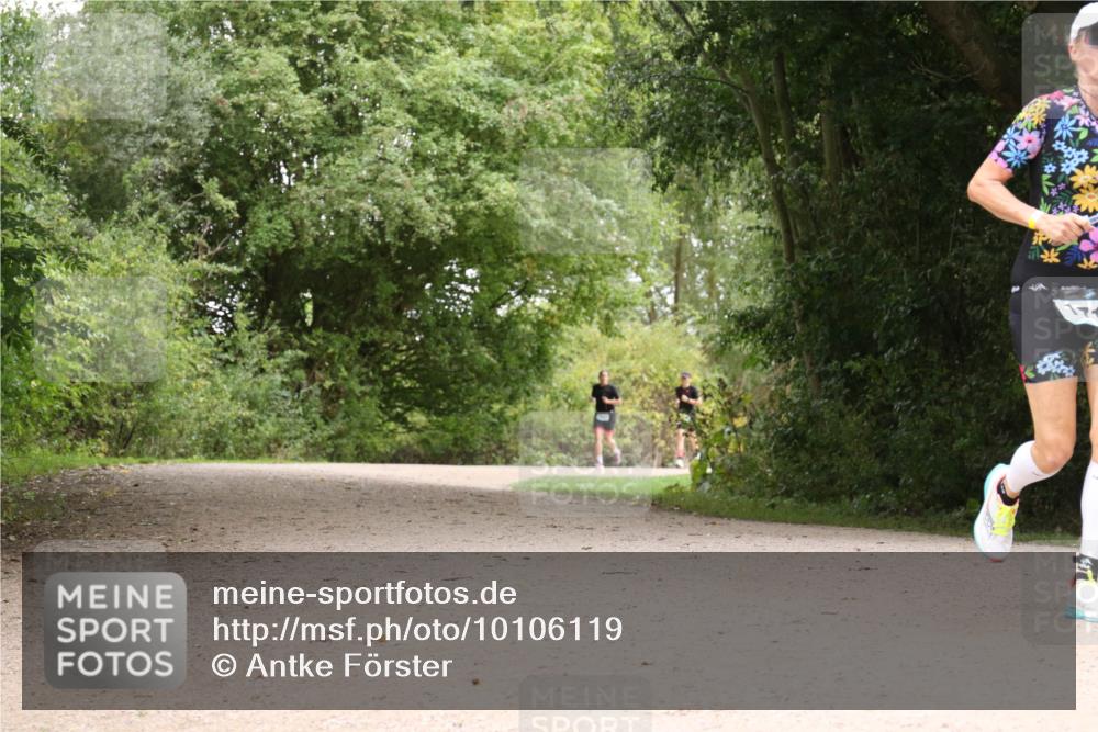 30.08.2026 - Elbe Triathlon Hamburg Antke Förster http://msf.ph/oto/10106119 30.08.2026 12:20:31 Laufen  meine-sportfotos.de