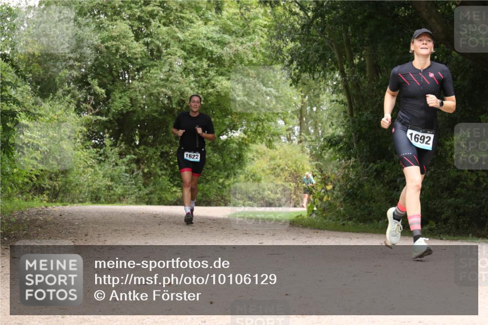 30.08.2026 - Elbe Triathlon Hamburg Antke Förster http://msf.ph/oto/10106129 30.08.2026 12:20:45 Laufen 1622, 1692 meine-sportfotos.de