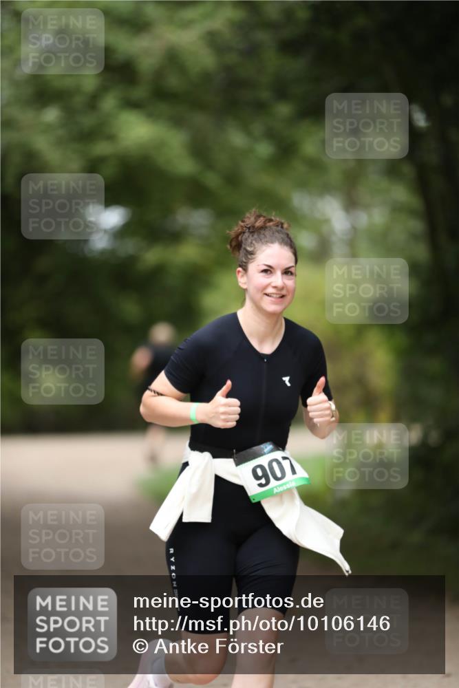 30.08.2026 - Elbe Triathlon Hamburg Antke Förster http://msf.ph/oto/10106146 30.08.2026 12:14:38 Laufen 901 meine-sportfotos.de