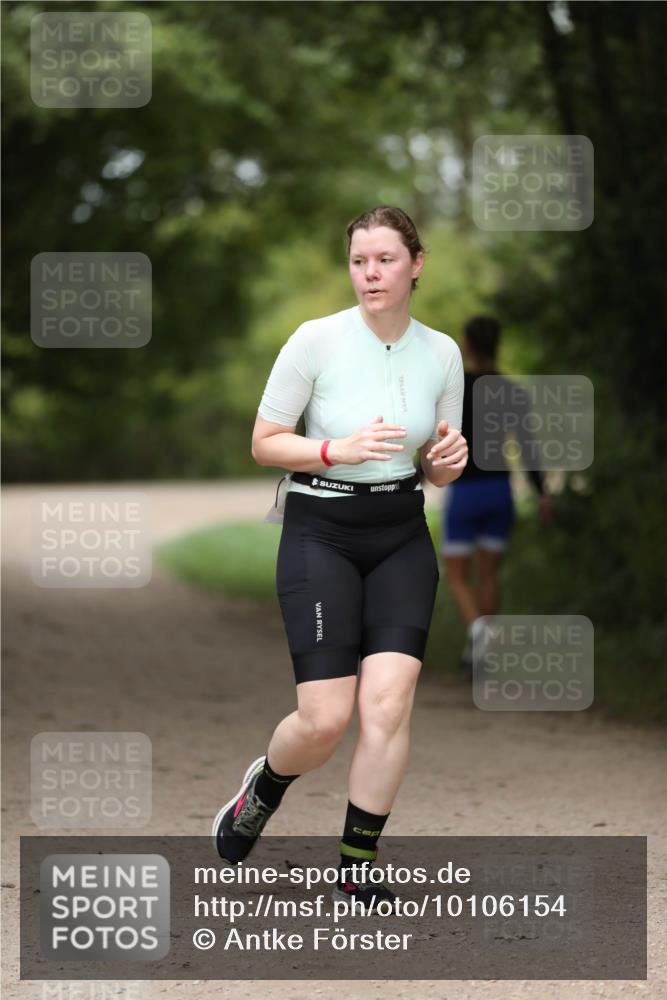 30.08.2026 - Elbe Triathlon Hamburg Antke Förster http://msf.ph/oto/10106154 30.08.2026 12:14:41 Laufen  meine-sportfotos.de