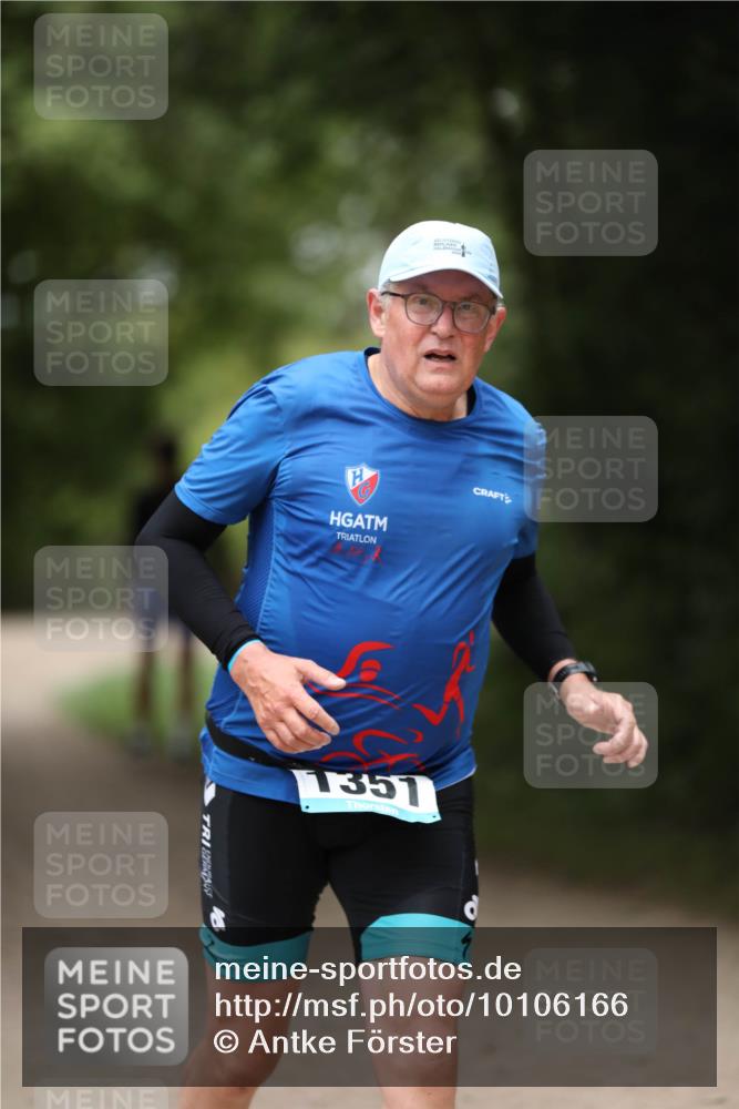 30.08.2026 - Elbe Triathlon Hamburg Antke Förster http://msf.ph/oto/10106166 30.08.2026 12:14:45 Laufen 1351 meine-sportfotos.de