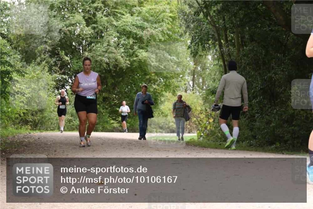 30.08.2026 - Elbe Triathlon Hamburg Antke Förster http://msf.ph/oto/10106167 30.08.2026 12:21:31 Laufen 1524 meine-sportfotos.de