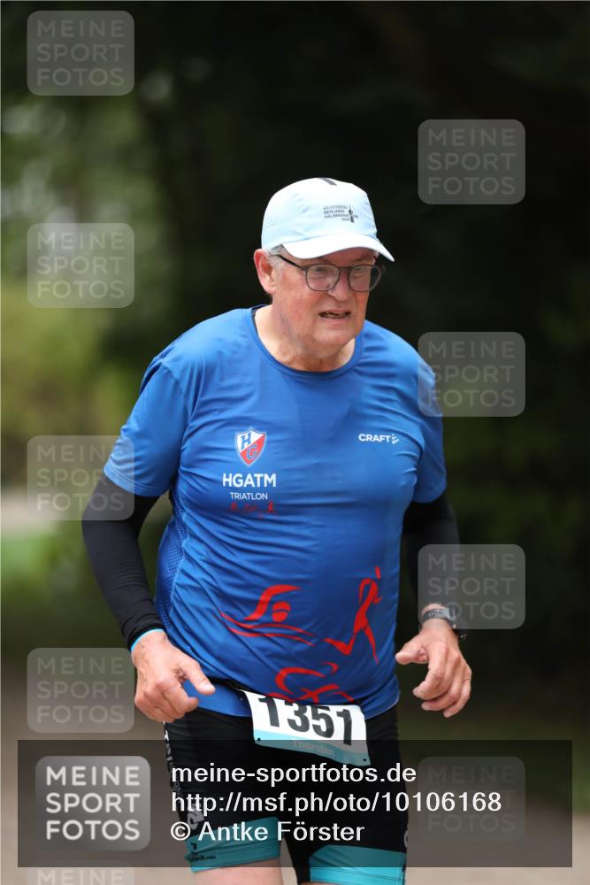 30.08.2026 - Elbe Triathlon Hamburg Antke Förster http://msf.ph/oto/10106168 30.08.2026 12:14:46 Laufen 1351 meine-sportfotos.de
