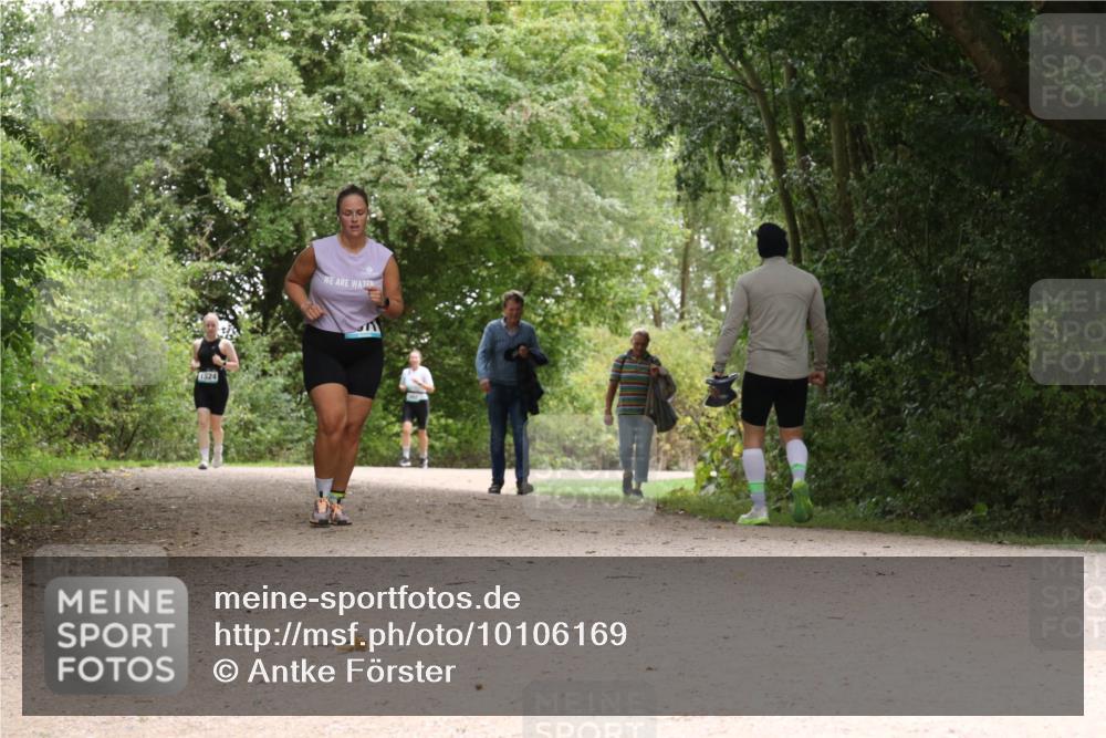 30.08.2026 - Elbe Triathlon Hamburg Antke Förster http://msf.ph/oto/10106169 30.08.2026 12:21:31 Laufen 1524 meine-sportfotos.de