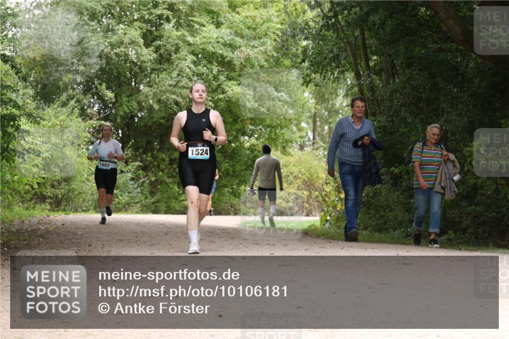 30.08.2026 - Elbe Triathlon Hamburg Antke Förster http://msf.ph/oto/10106181 30.08.2026 12:21:40 Laufen 1602, 1524 meine-sportfotos.de