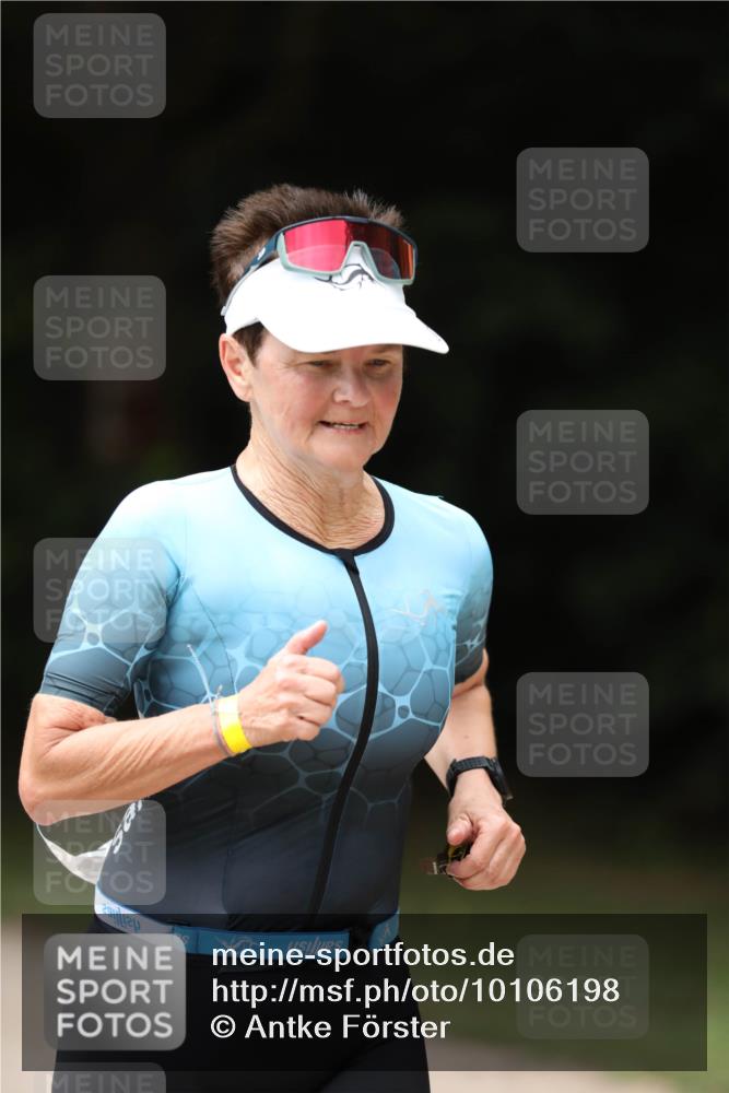 30.08.2026 - Elbe Triathlon Hamburg Antke Förster http://msf.ph/oto/10106198 30.08.2026 12:15:16 Laufen  meine-sportfotos.de