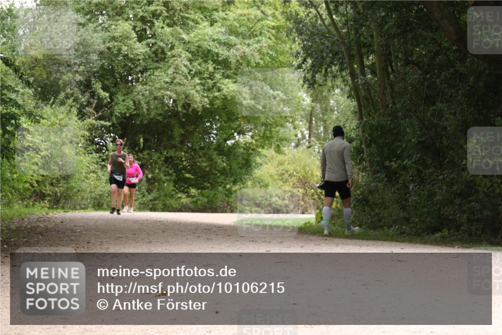 30.08.2026 - Elbe Triathlon Hamburg Antke Förster http://msf.ph/oto/10106215 30.08.2026 12:22:04 Laufen  meine-sportfotos.de