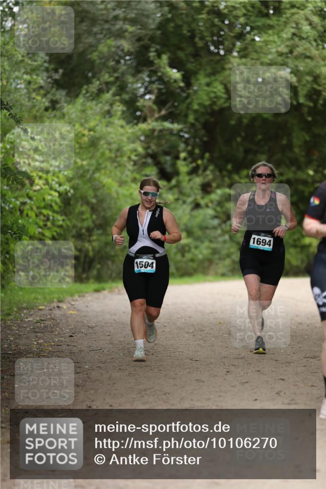 30.08.2026 - Elbe Triathlon Hamburg Antke Förster http://msf.ph/oto/10106270 30.08.2026 12:16:34 Laufen 1504, 1694 meine-sportfotos.de