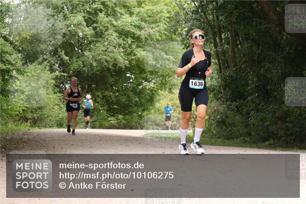 30.08.2026 - Elbe Triathlon Hamburg Antke Förster http://msf.ph/oto/10106275 30.08.2026 12:22:52 Laufen 638, 1636 meine-sportfotos.de