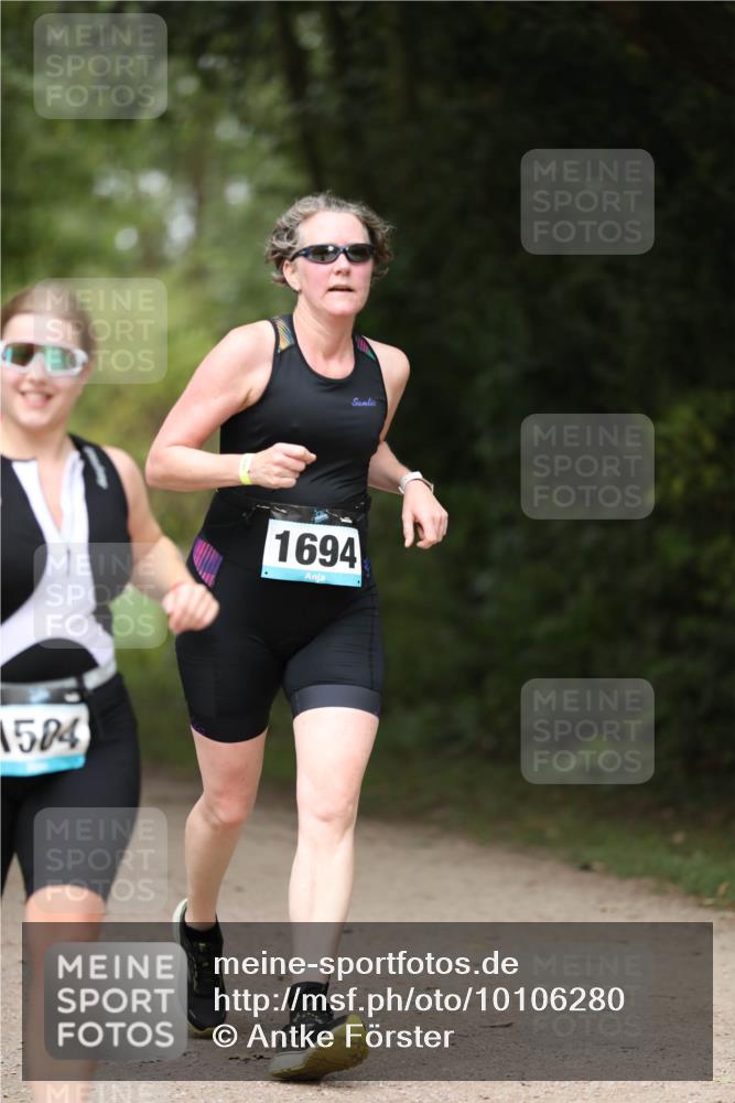 30.08.2026 - Elbe Triathlon Hamburg Antke Förster http://msf.ph/oto/10106280 30.08.2026 12:16:39 Laufen 1504, 1694 meine-sportfotos.de