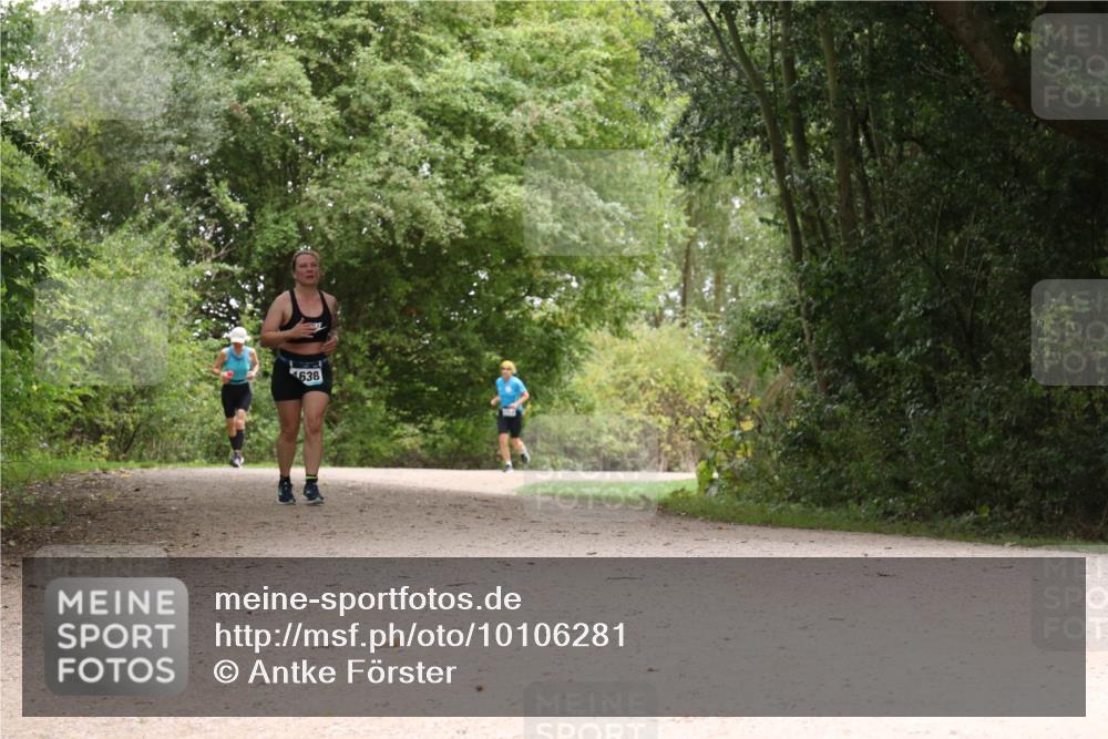 30.08.2026 - Elbe Triathlon Hamburg Antke Förster http://msf.ph/oto/10106281 30.08.2026 12:22:54 Laufen 638 meine-sportfotos.de