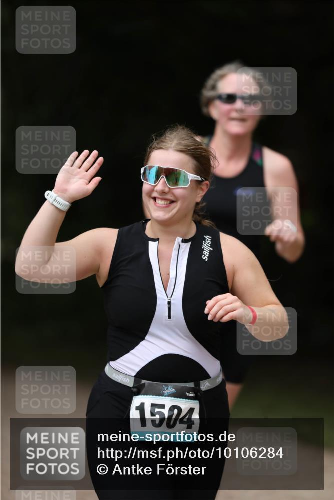 30.08.2026 - Elbe Triathlon Hamburg Antke Förster http://msf.ph/oto/10106284 30.08.2026 12:16:40 Laufen 1504 meine-sportfotos.de