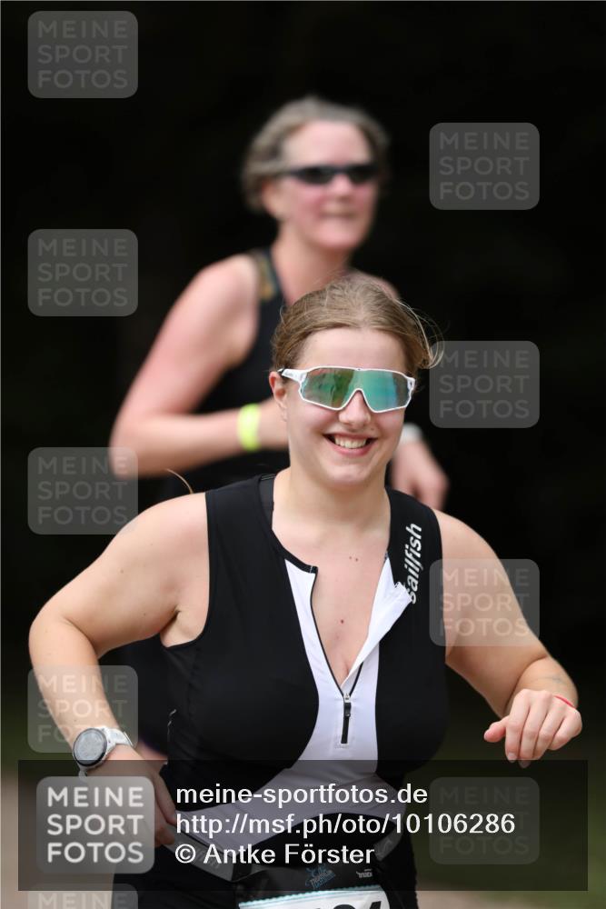 30.08.2026 - Elbe Triathlon Hamburg Antke Förster http://msf.ph/oto/10106286 30.08.2026 12:16:40 Laufen  meine-sportfotos.de
