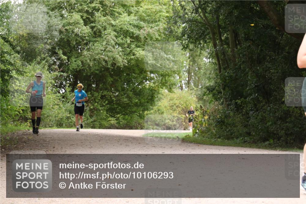 30.08.2026 - Elbe Triathlon Hamburg Antke Förster http://msf.ph/oto/10106293 30.08.2026 12:23:00 Laufen 1714 meine-sportfotos.de