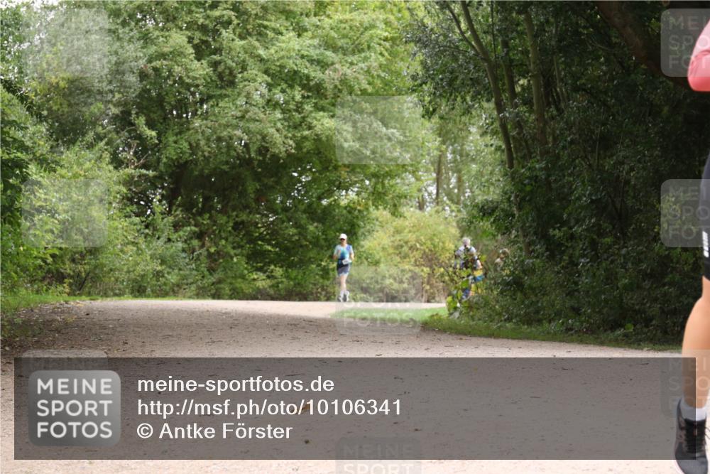 30.08.2026 - Elbe Triathlon Hamburg Antke Förster http://msf.ph/oto/10106341 30.08.2026 12:23:37 Laufen  meine-sportfotos.de