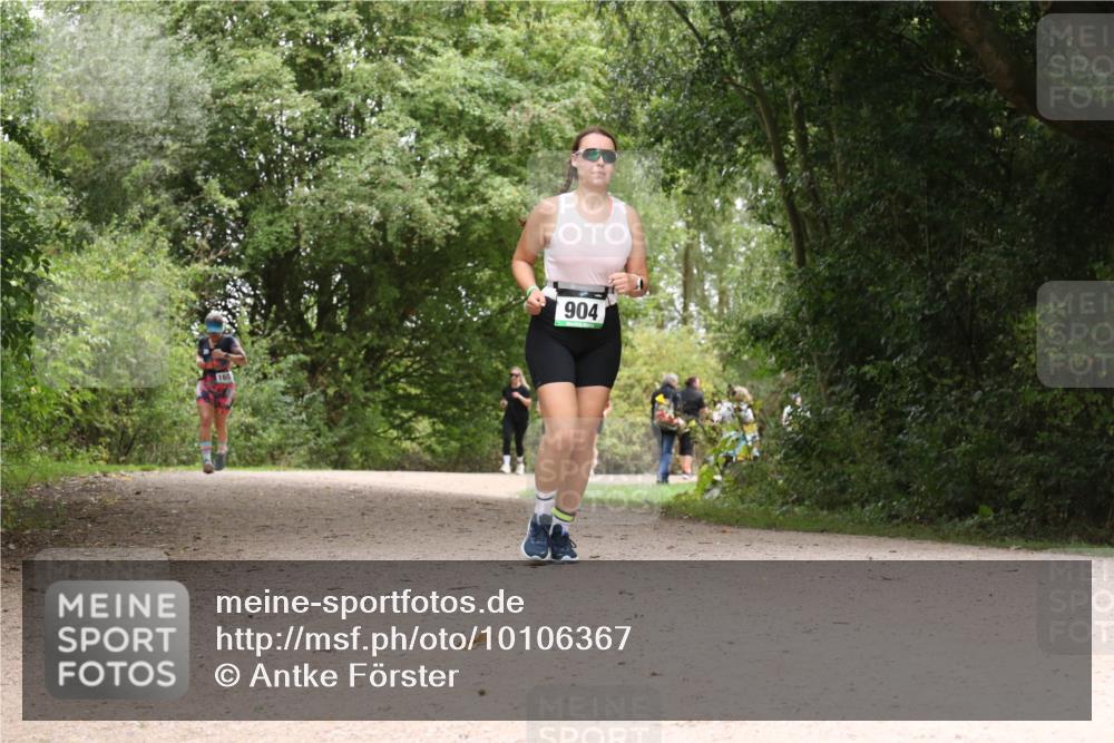 30.08.2026 - Elbe Triathlon Hamburg Antke Förster http://msf.ph/oto/10106367 30.08.2026 12:24:04 Laufen 165, 904 meine-sportfotos.de